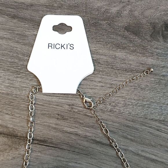 Ricki's New With Tags Long Silver Circle Pendants With Tassel Necklace - Picture 7 of 8